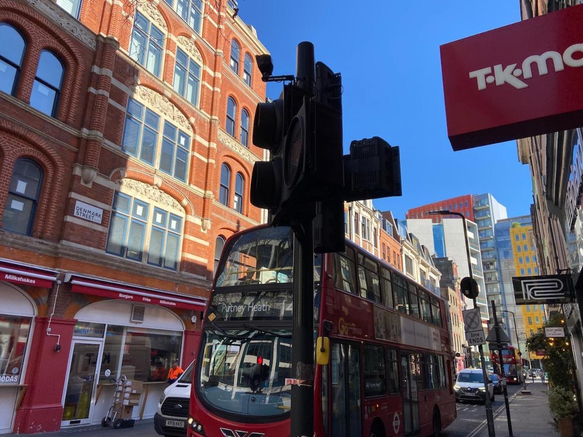 Lovely 2 Bed Flat In Soho! London Eksteriør bilde